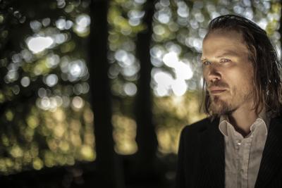 Christian Kjellvander  � Dennis Dirksen