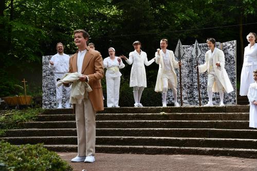 Des Kaisers neue Kleider � Deister-Freilicht-B�hne Barsinghausen e.V. 