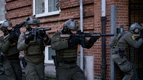 Greyzone � No Way Out Zugriff  � ZDFneo