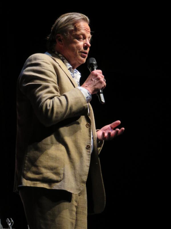 Krister Henriksson bedankt sich beim Publikum  � Wolfgang Sander