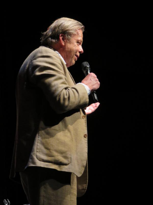 Krister Henriksson bedankt sich beim Publikum � Wolfgang Sander