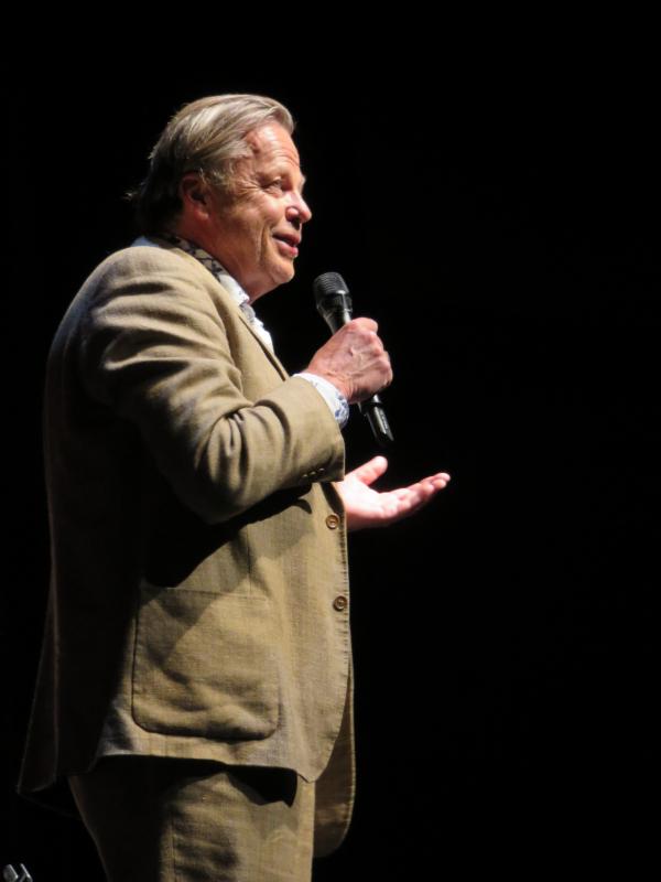 Krister Henriksson bedankt sich beim Publikum � Wolfgang Sander