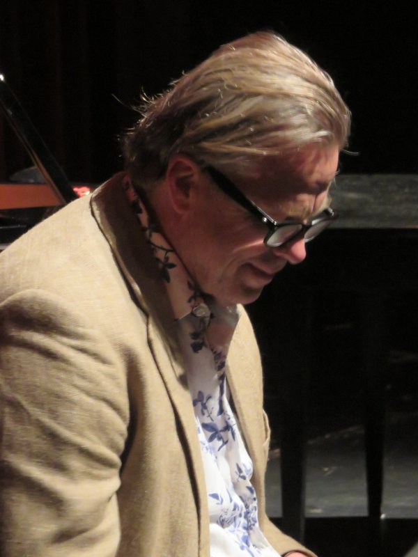 Es blieb auch Zeit f�r ein paar freundliche Worte und Gespr�che mit einigen Zuschauern � Wolfgang Sander