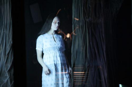 Jakop Ahlbom - Horror � Sanne Peper