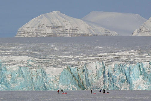 Olaf Kr�ger & Kerstin Langenberger Inseln des Nordens � Abenteuer am Polarkreis �  Olaf Kr�ger & Kerstin Langenberger / HAZ