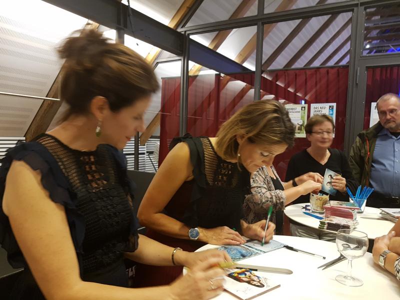 Hanmari Spiegel, Aino L�wenmark l� Wolfgang Sander