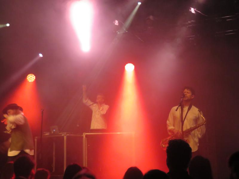 Movits! - M�rdar-Anders Rensfeldt, Johan Jivin' Rensfeldt, Jocke 'OneTake' Nilsson � Wolfgang Sander