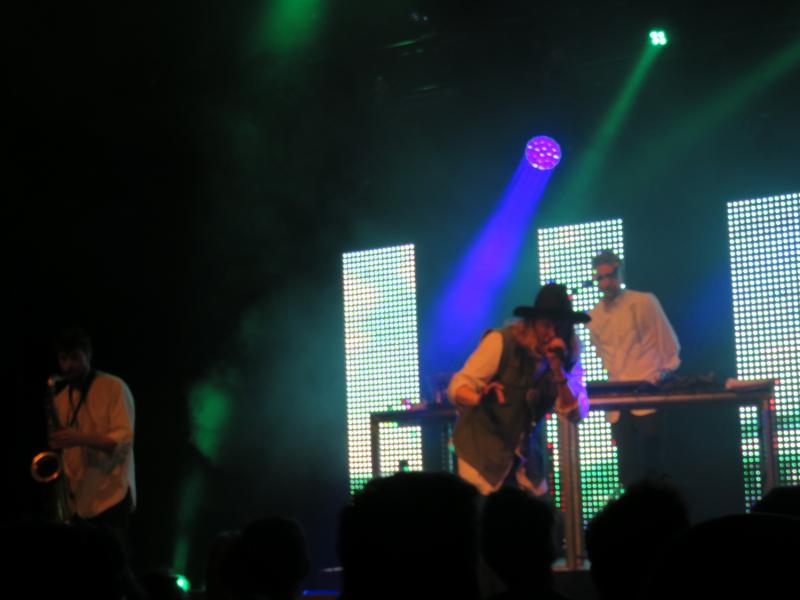 Movits! - Jocke 'OneTake' Nilsson, M�rdar-Anders Rensfeldt, Johan Jivin' Rensfeldt � Wolfgang Sander