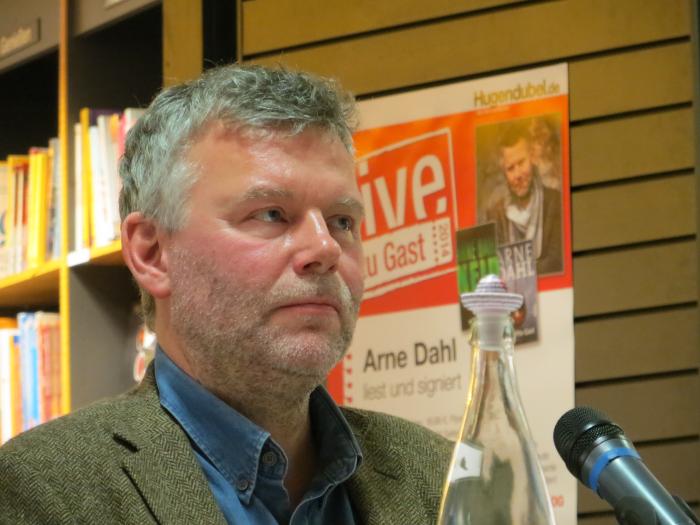 Arne Dahl � Wolfgang Sander