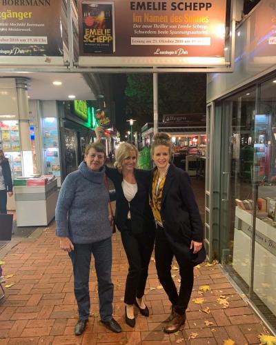 Emelie Schepp: � Emelie Schepp