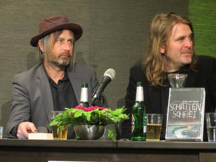 H�kan Axlander Sund, Jerker Eriksson � Wolfgang Sander