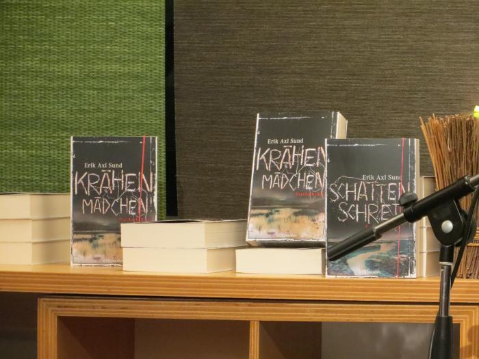 Die B�cher konnten in der Pause erworbrn werden � Wolfgang Sander