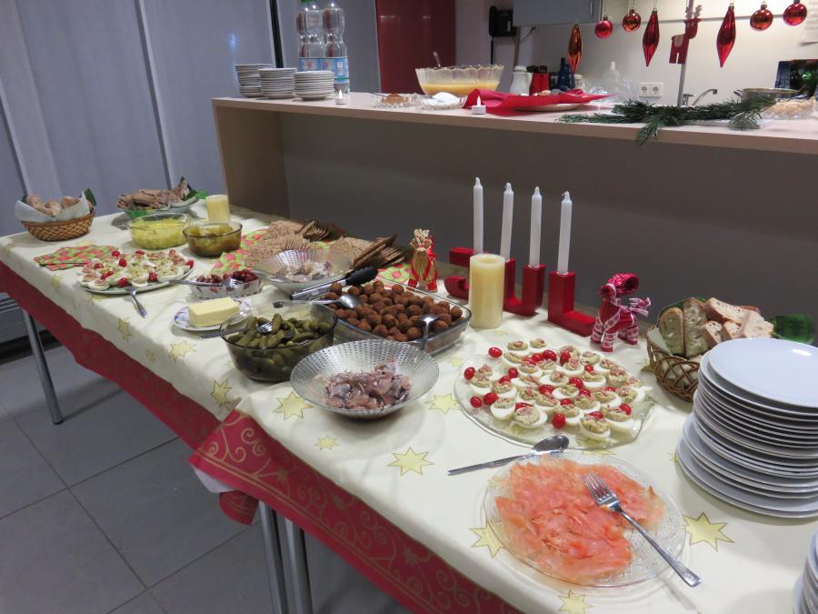 "Julbord" - das schwedische Weihnachtsbuffet � Wolfgang Sander