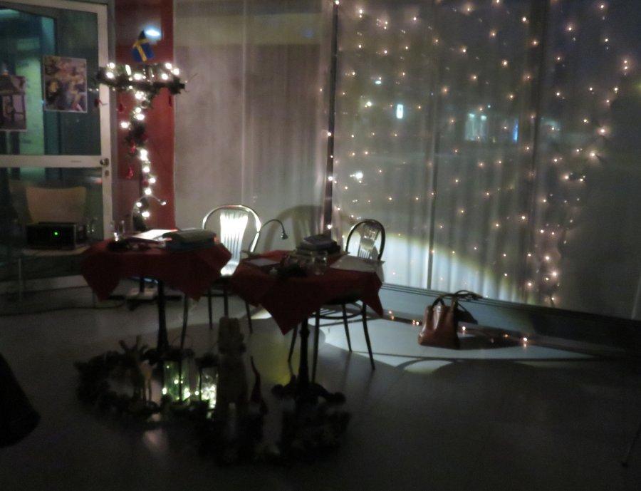 Ohne Blitz wird es doch stimmungsvoller - der Arbeitsplatz der Vorleser � Wolfgang Sander