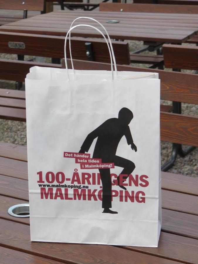 Doch der "Hundertj�hrige" ist trotzdem eine Touristenattraktion f�r Malmkoping.� Wolfgang Sander