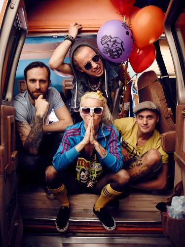 Death by Horse � www.deathbyhorse.com