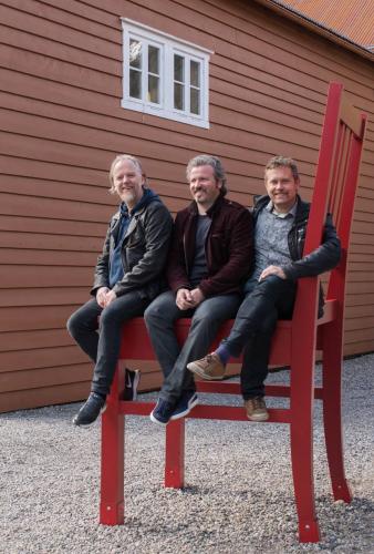 Jovan Pavlovic Trio � www.facebook.com/jovanpavlovictrio