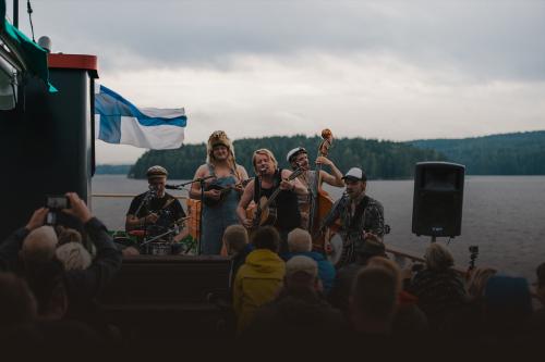 Steve'n'Seagulls � stevenseagulls.com