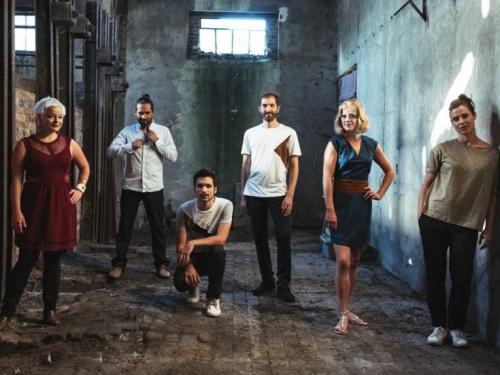 Ommm �  www.facebook.com/OmmmVocal