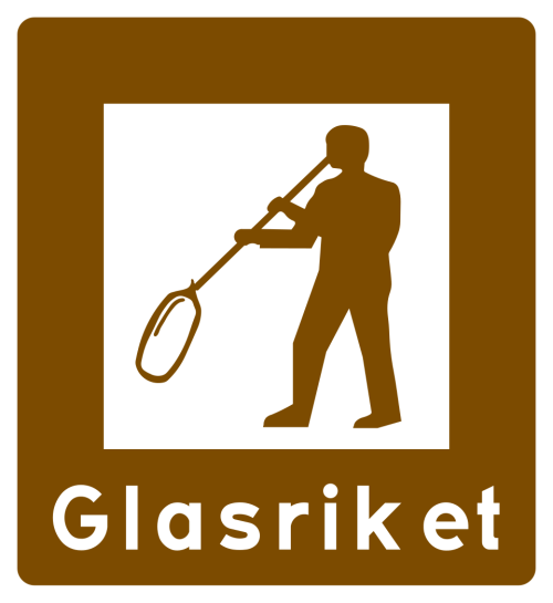 Strassenschild alsTourismus-Hinweis auf das Glasreich © Transportstyrelsen