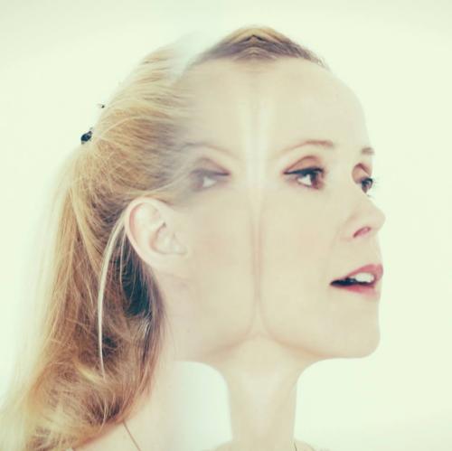 Tina Dico � www.tinadico.com