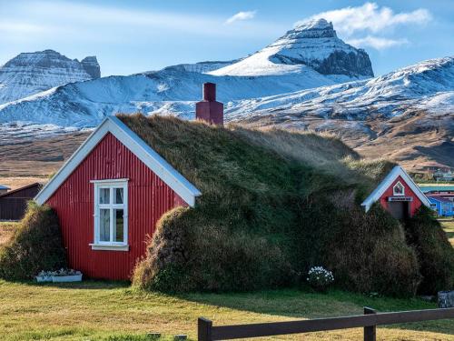 Torfhaus Lindarbakki in Bakkagerði © Rita und Harald Schneider